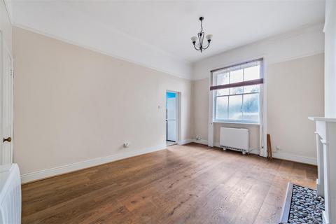 1 bedroom apartment for sale, Adelaide Road, Surbiton
