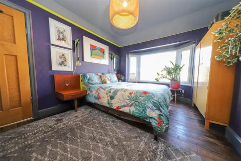 2 Downsview Road, Portslade, Brighton, BN41 2HQ