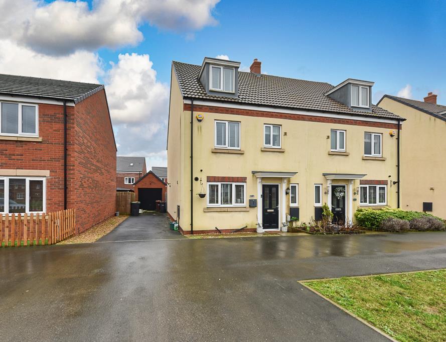 Magenta Way, Stoke Bardolph, Nottingham 4 bed semidetached house for sale £295,000
