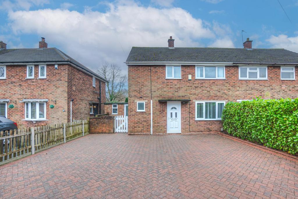 Hill Top Avenue, Tamworth 3 bed semidetached house for sale £245,000