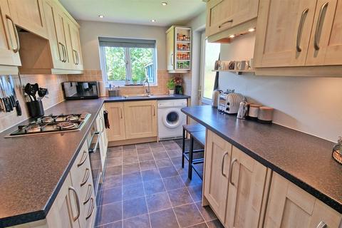 33 Chartwell, Tamworth, B79 7UG