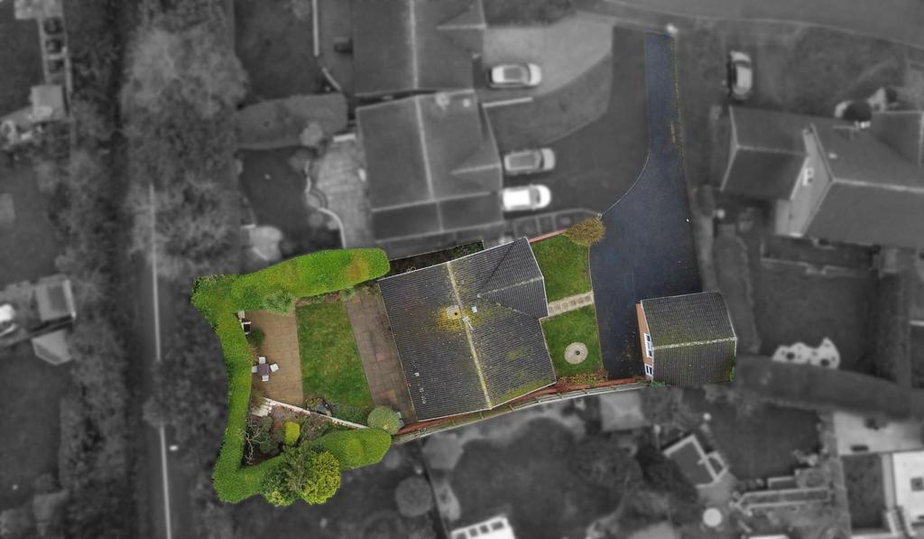 Broadlee, Wilnecote, Tamworth 3 bed bungalow £375,000