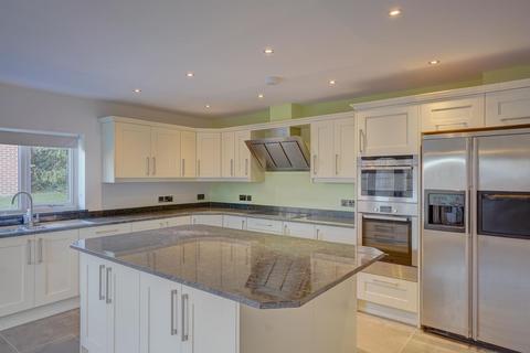 4 bedroom detached house for sale, Tamworth Road, Wood End, Atherstone