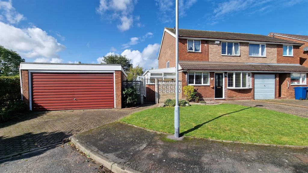 Rectory Close, Drayton Bassett, Tamworth 3 bed semidetached house for sale £375,000