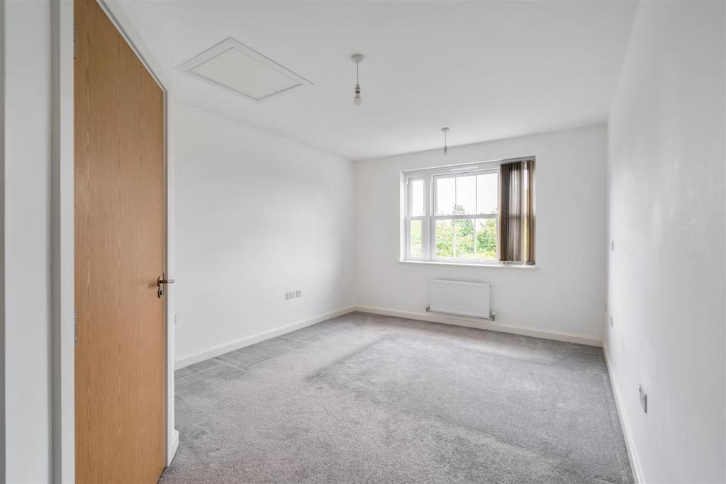 Apartment 8 50 School Road-1 lo.jpg