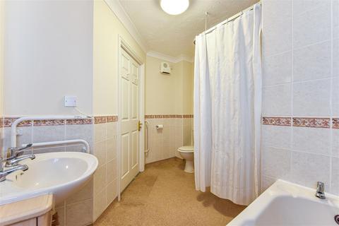 1 bedroom retirement property for sale, Stockbridge Road, Chichester