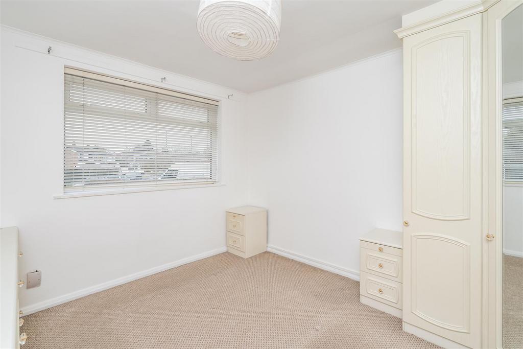 102 Swanswell Road-1 lo.jpg