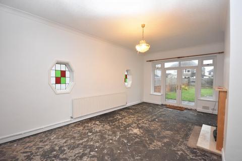 2 bedroom detached bungalow for sale, 17 King George V Drive West, Heath, Cardiff, CF14 4ED