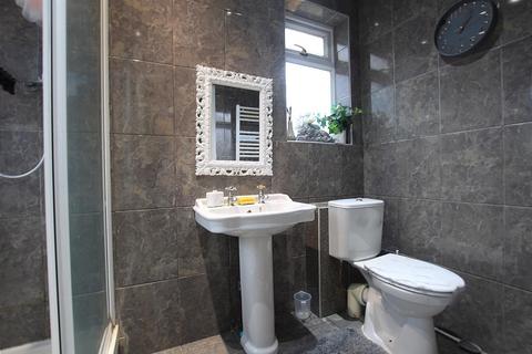 2 Chapel Road, Hounslow, TW3 1XU