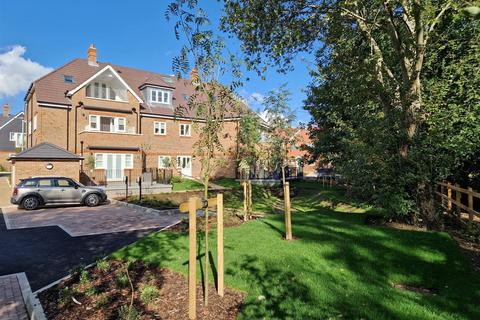 2 bedroom flat for sale, Melbourne Mews, Wheathampstead,