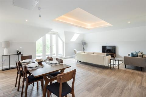 2 bedroom flat for sale, Melbourne Mews, Wheathampstead,