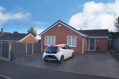 2 bedroom detached bungalow for sale - Pine Street, Hollingwood, Chesterfield, S43 2LG