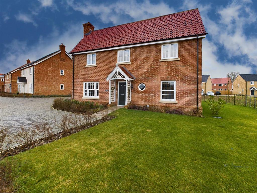 Godfrey Close, Mattishall 4 bed detached house for sale £510,000