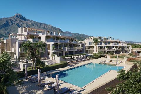 4 bedroom apartment, Marbella, Malaga, Spain