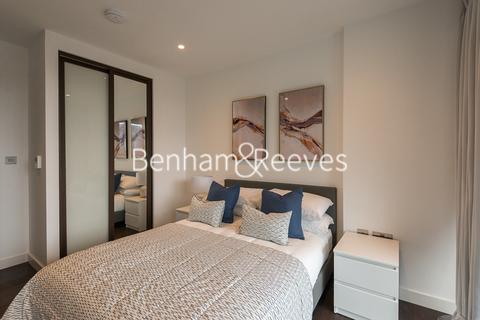 2 bedroom apartment to rent, Lavender Place, Royal Mint Street E1