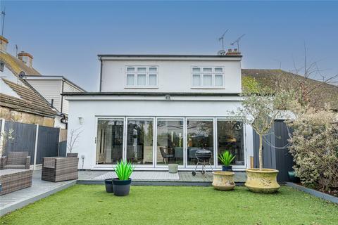 51 Lifstan Way, Southend-on-sea, SS1 2XQ