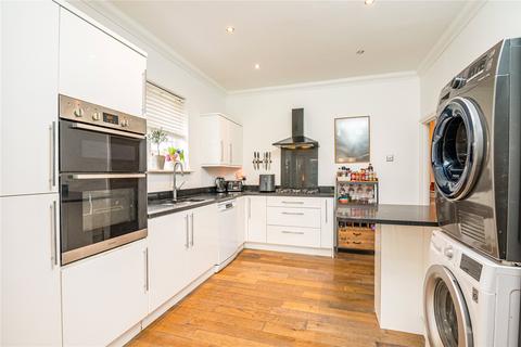 51 Lifstan Way, Southend-on-sea, SS1 2XQ