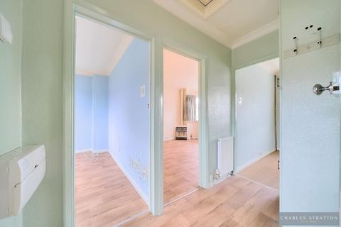 27a Erith Crescent, Romford, RM5 3JP