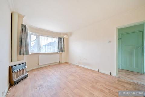 27a Erith Crescent, Romford, RM5 3JP