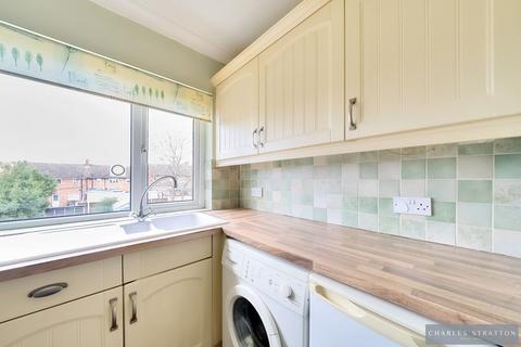 27a Erith Crescent, Romford, RM5 3JP