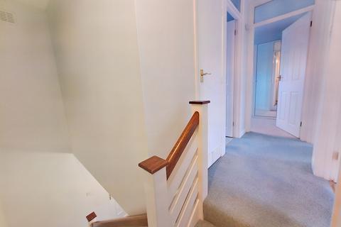 7 Gaprigg Court, Hexham, NE46 1AT