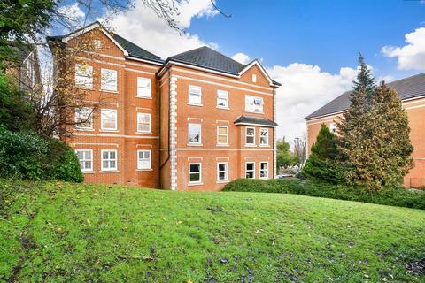 Flat 1, 2 Ward Close, South Croydon, CR2 7JZ