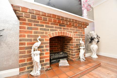 4 bedroom detached house for sale, Squires Court, Eastchurch, Sheerness, Kent