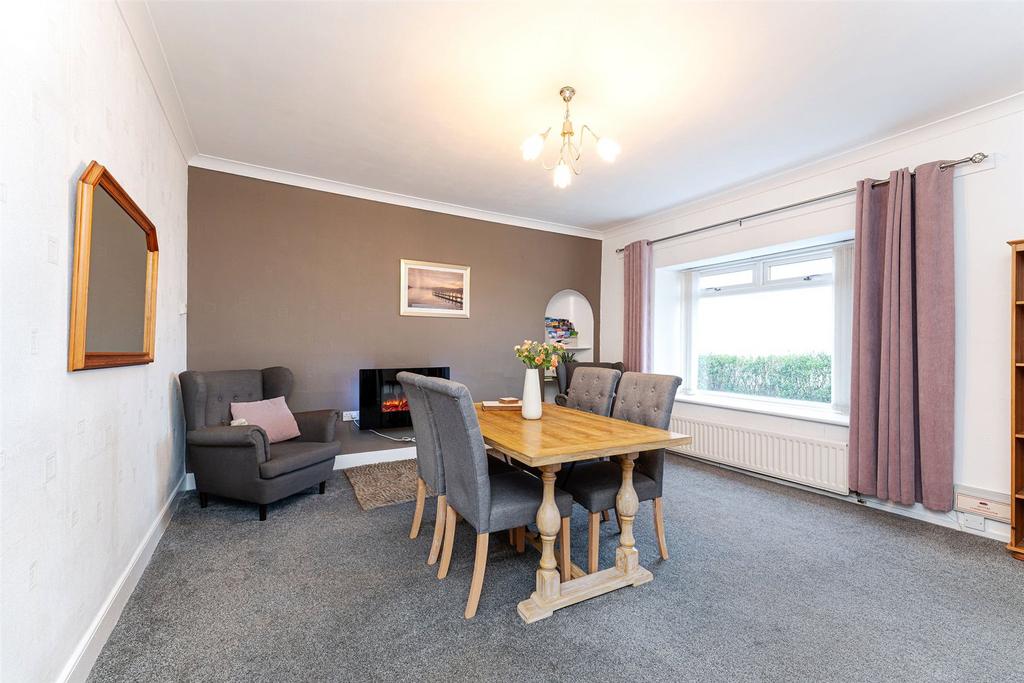 Dining/Family Room