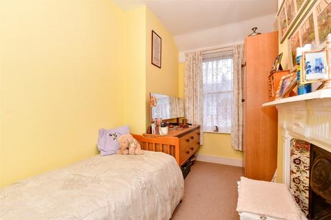 64 Dudley Road, Folkestone, CT19 6DA