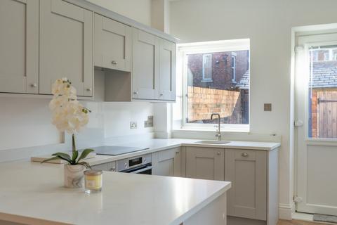 2 bedroom apartment to rent, St. Georges Terrace, Newcastle Upon Tyne NE2