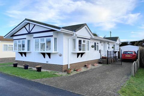 2 bedroom park home for sale - New Road Bournemouth, Dorset BH10 7DE