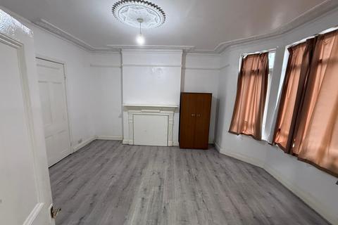 undefined, Mortlake Road, Ilford, Essex, IG1