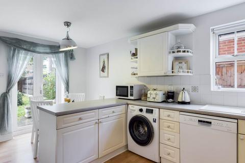 4 bedroom house for sale, Parish Gate Drive, Sidcup, Kent