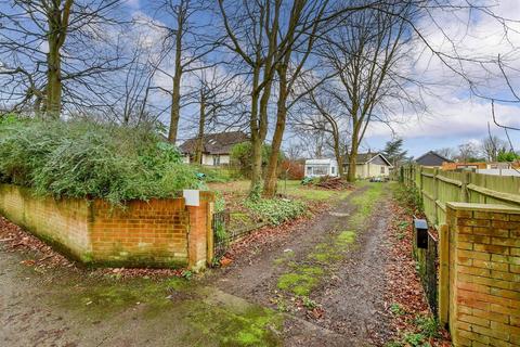 1 bedroom detached bungalow for sale - Beechwood Drive, Culverstone, Meopham, Kent