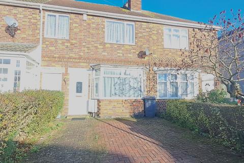 4 bedroom terraced house to rent, Highbury Road, Belgrave, Leicester LE4