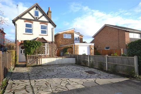 68 Loop Road, Woking, GU22 9BQ