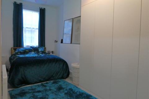 2 bedroom flat for sale, Banbury Chambers, Butchers Row, Banbury