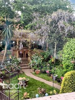 175 Amherst Drive, Orpington, BR5 2HN