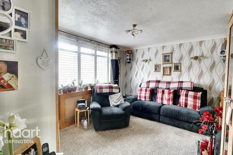 175 Amherst Drive, Orpington, BR5 2HN
