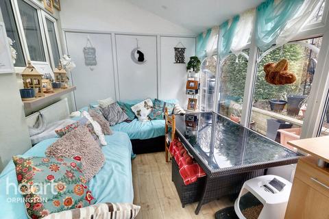 175 Amherst Drive, Orpington, BR5 2HN