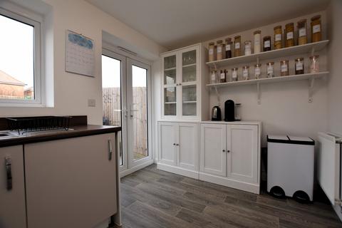 42 Caesar Drive, Nuneaton, CV11 6ZD