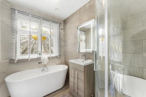17 The Drive, Wallington, SM6 9LY