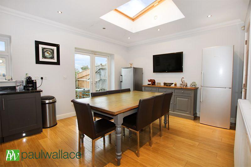 Kitchen Dining Area