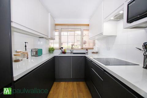 20 Mcgredy, Cheshunt, Waltham Cross, EN7 6JZ