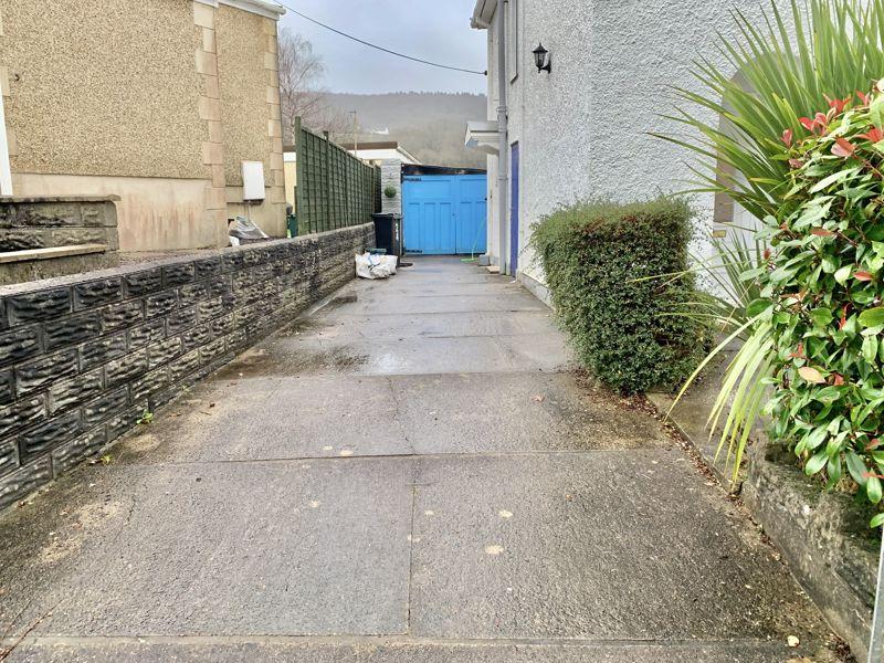 Driveway 1