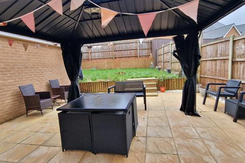 20 Hunting Drive, Luton, LU2 0GA