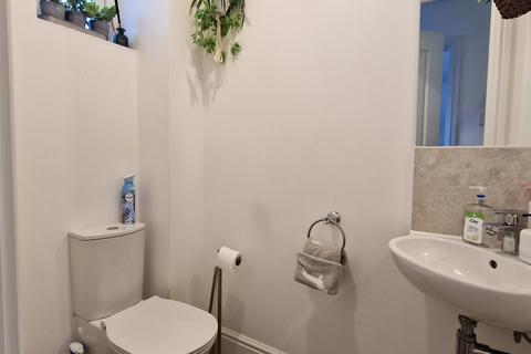 20 Hunting Drive, Luton, LU2 0GA