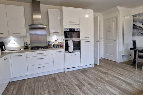 20 Hunting Drive, Luton, LU2 0GA