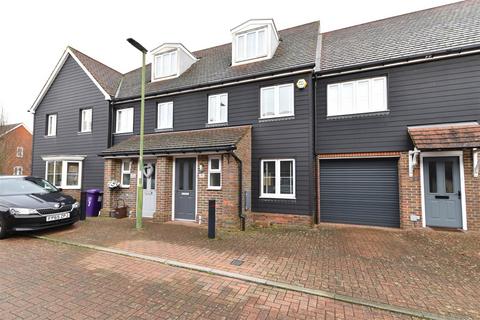 3 bedroom terraced house for sale, Haycock Round, Stevenage