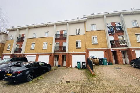 4 bedroom townhouse for sale, The Gateway, Watford WD18
